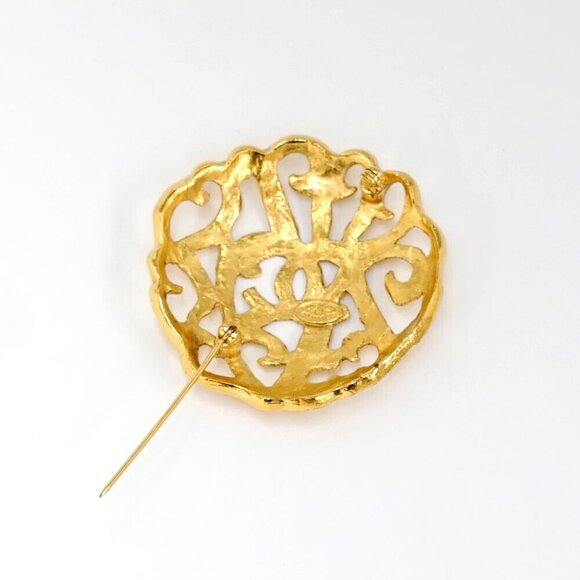 CHANEL CC Logos Filigree Camellia Brooch Gold Tone 25 Pin Auth w/Box n1144-2 - Picture 10 of 16